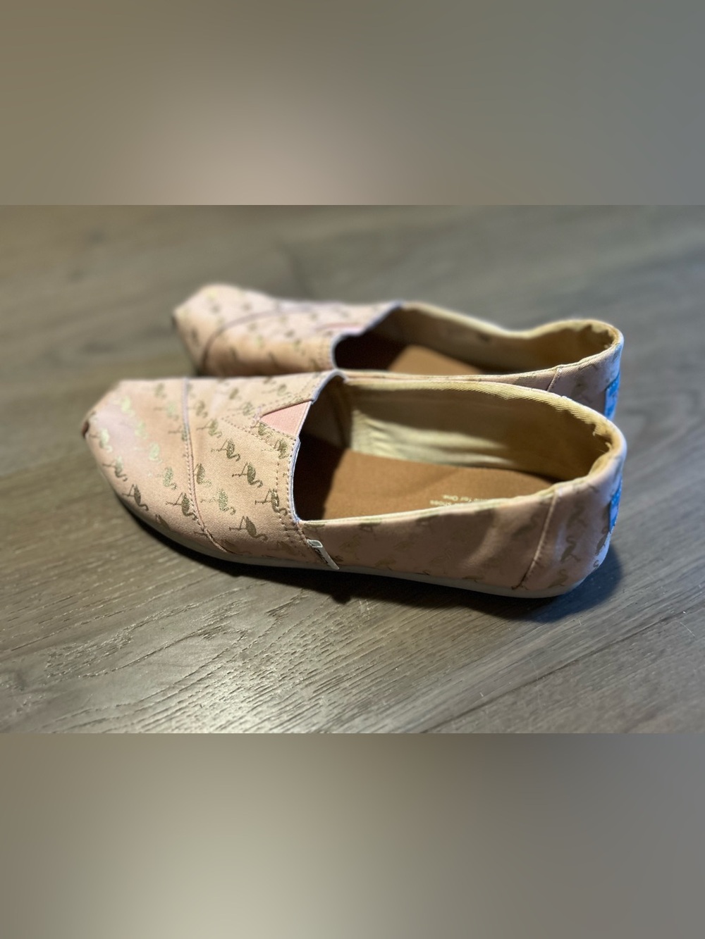 EUC Toms Flamingo Classics - Picture 10 of 14
